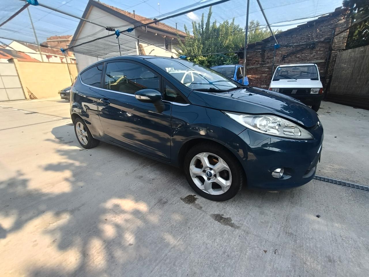Ford Fiesta 1.4. 3 porte Titanium