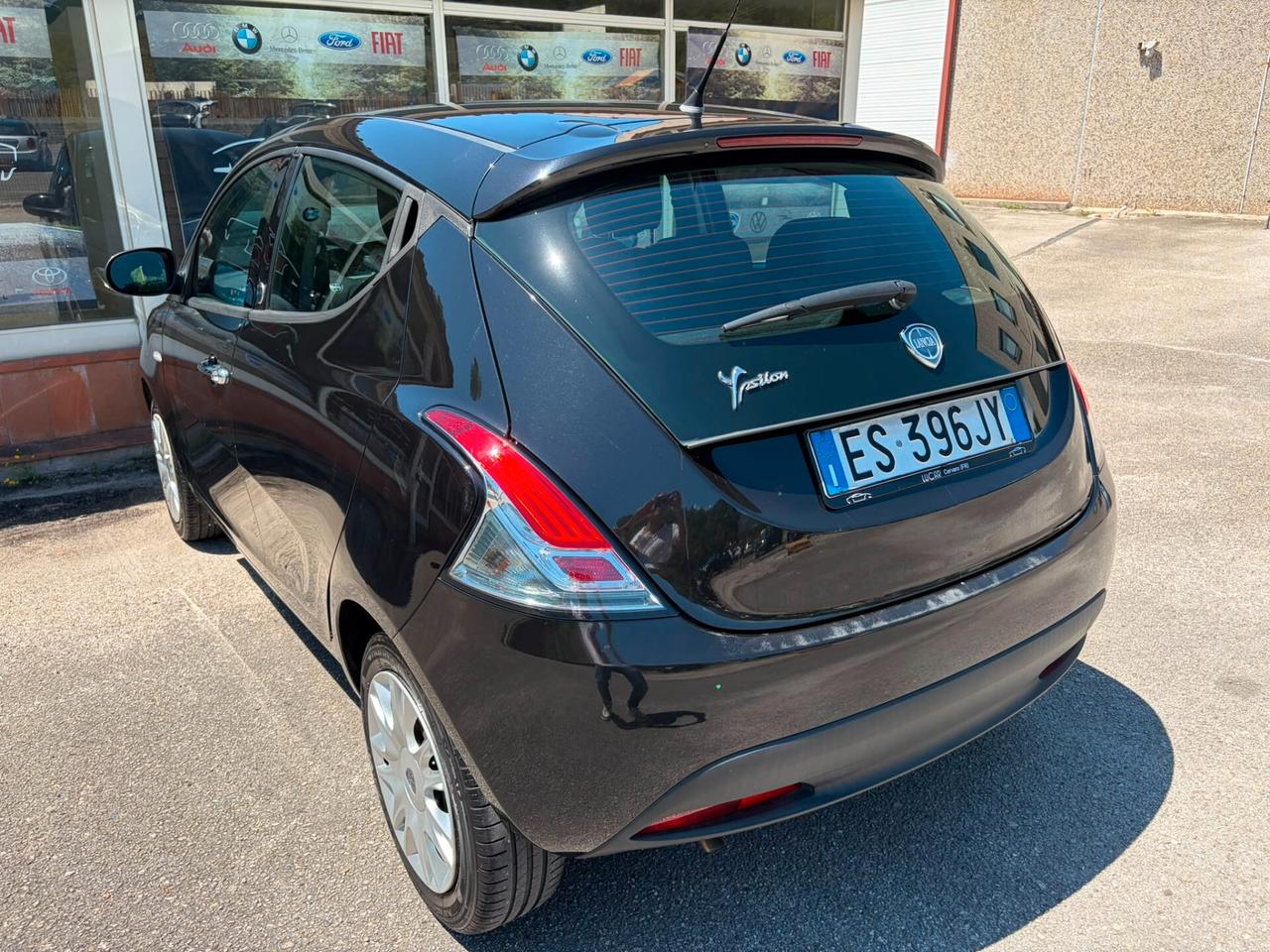 LANCIA YPSILON 1.2 GPL 5 PORTE ECOCHIC 94.000 KM