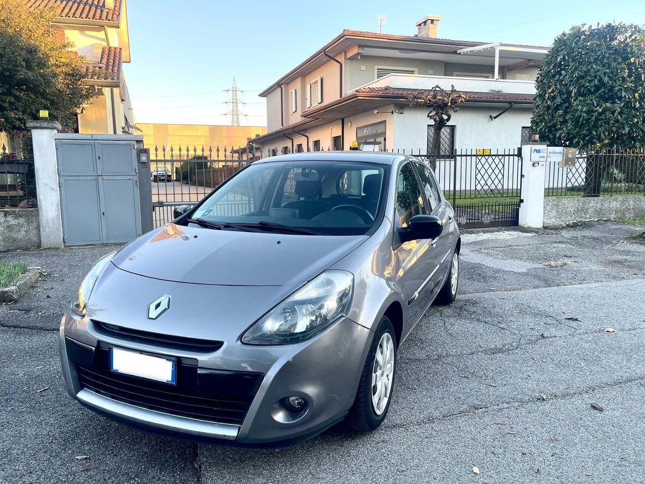 Renault Clio 1.5 dCi 75CV 5 porte Dynamique per Neopatentati