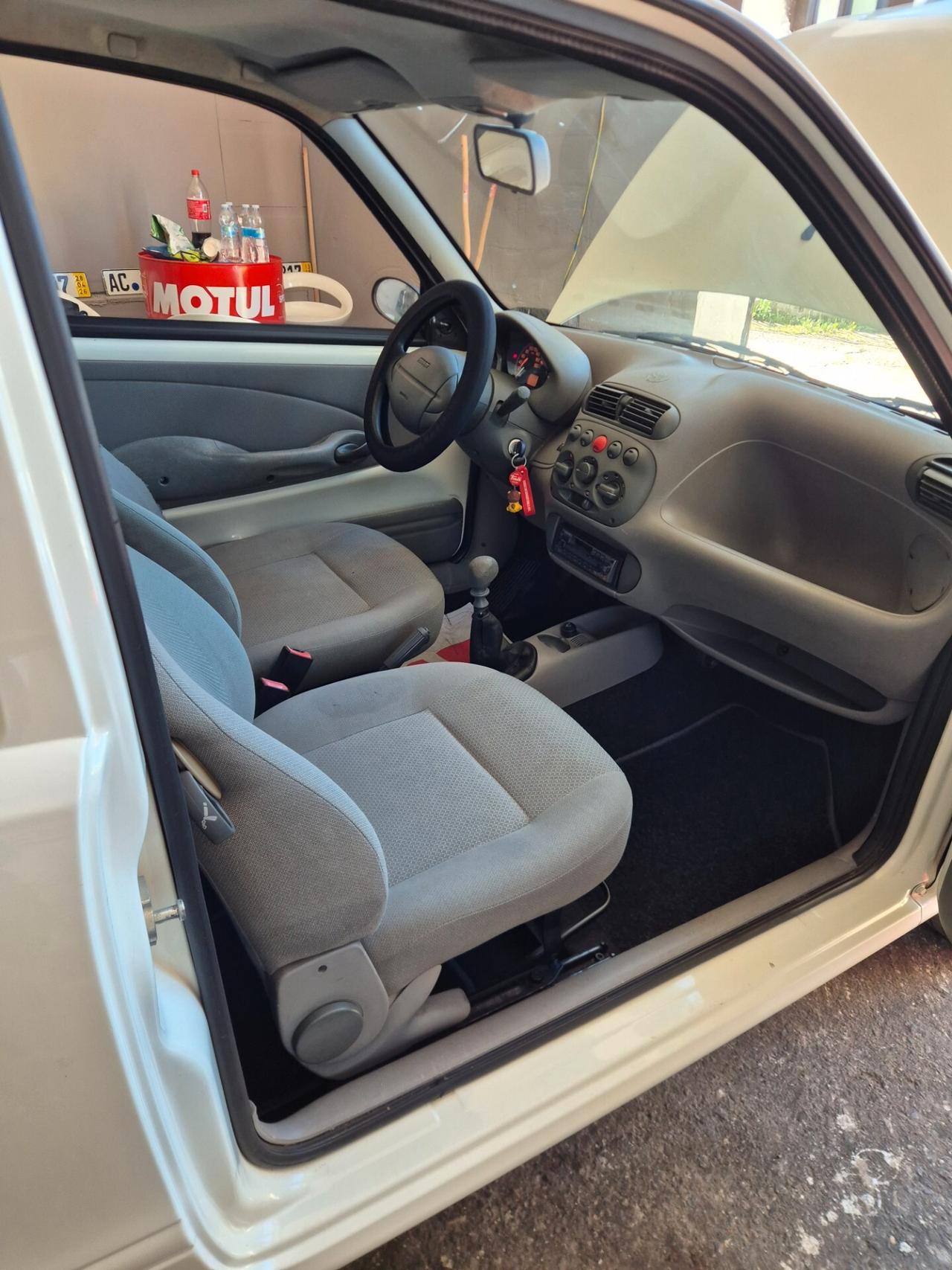 Fiat 600 1.0 5 porte 3 portr