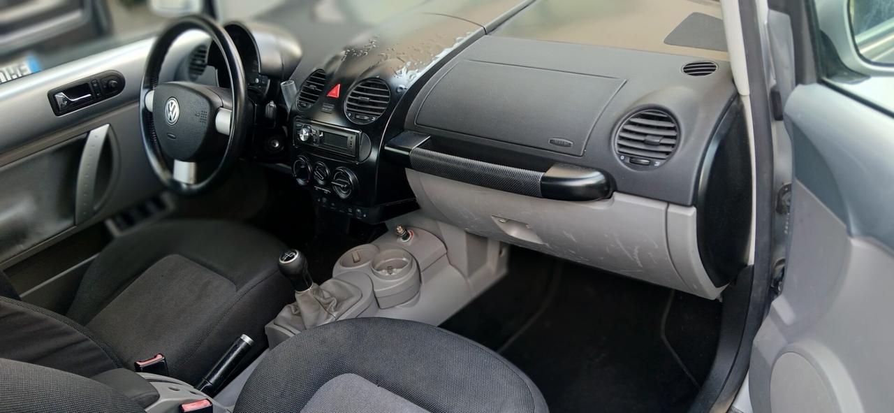 Volkswagen New Beetle 1.9 TDI 101CV Cabrio