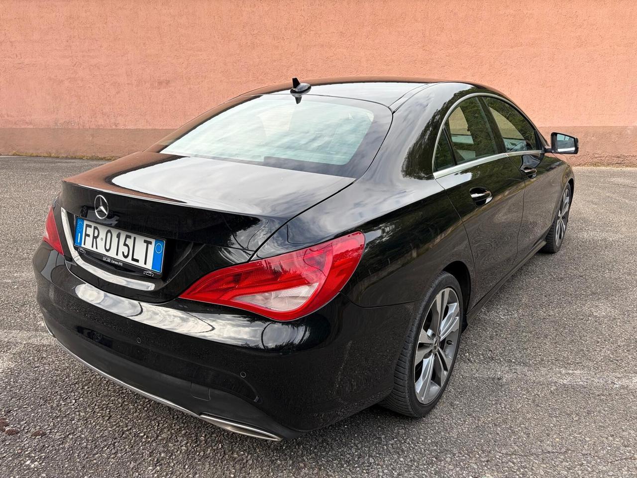 MERCEDES CLA 180 D AUTOMATIC BUSINESS
