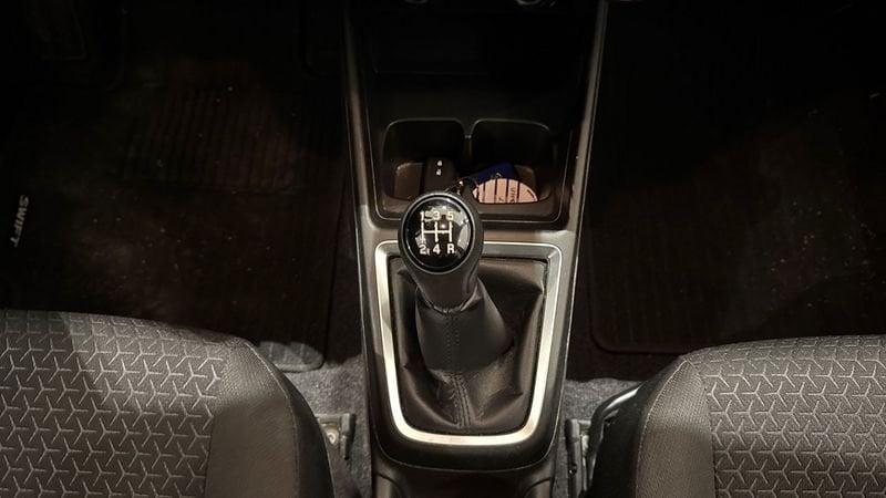 Suzuki Swift 1.2 Dualjet Hybrid Top 2WD HYBRID 1.2 TOP