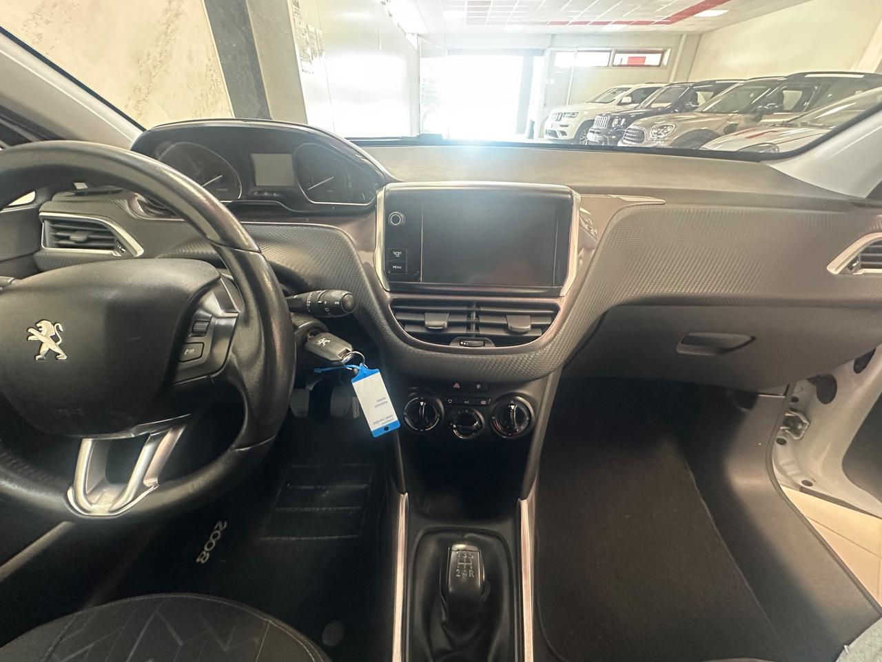 Peugeot 2008 PureTech 82 Allure