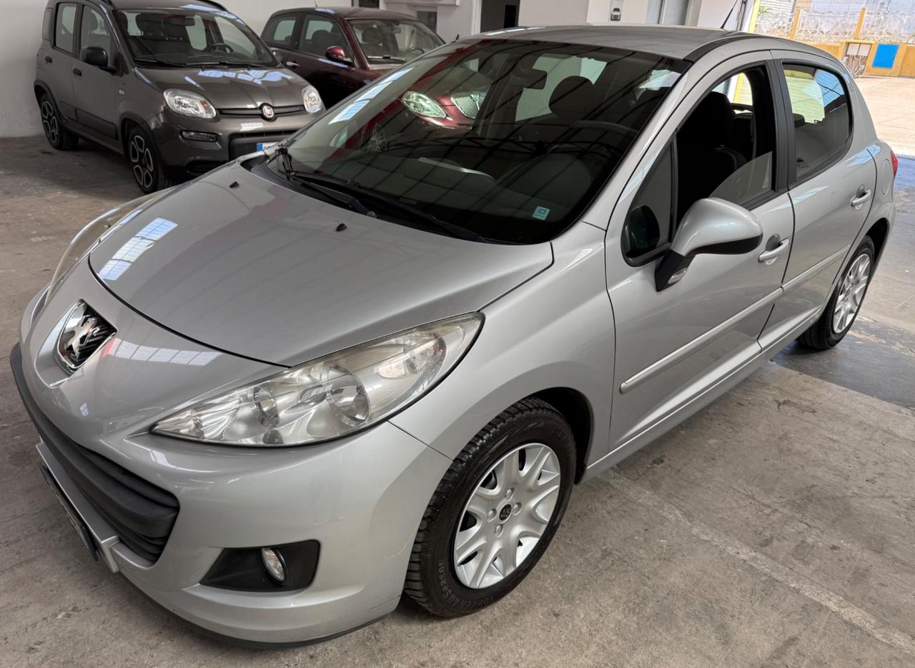 Peugeot 207 Plus 1.4 HDi 70CV 5 porte - 2014