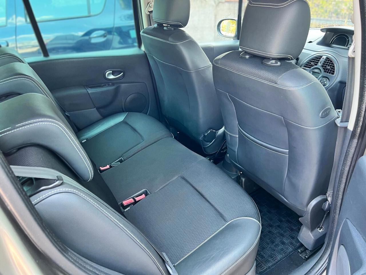 RENAULT MODUS 1.2 16V NighteDay - 2011