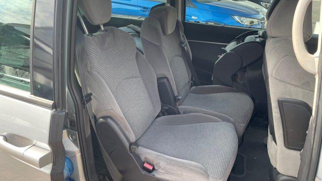 PEUGEOT 807 2.0 HDi FAP Norwest