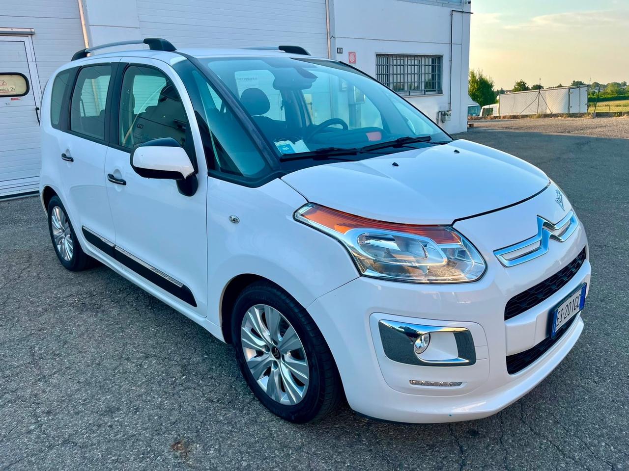 Citroen C3 Picasso 1.4benz 2013 137.000km perfetta