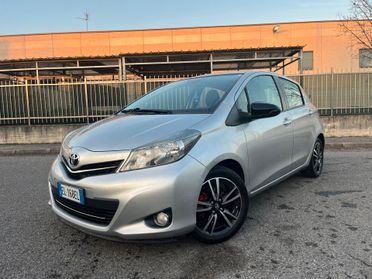 Toyota Yaris 1.4 D-4D Lounge 90CV