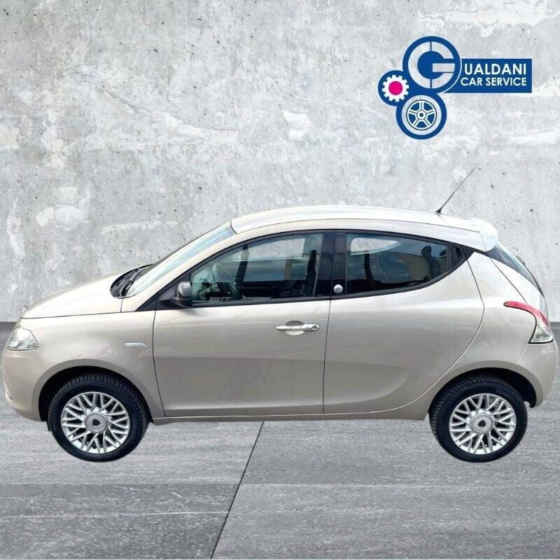 Lancia Ypsilon Ypsilon 0.9 TwinAir 85 CV 5 porte Metano Ecochic Elefantino