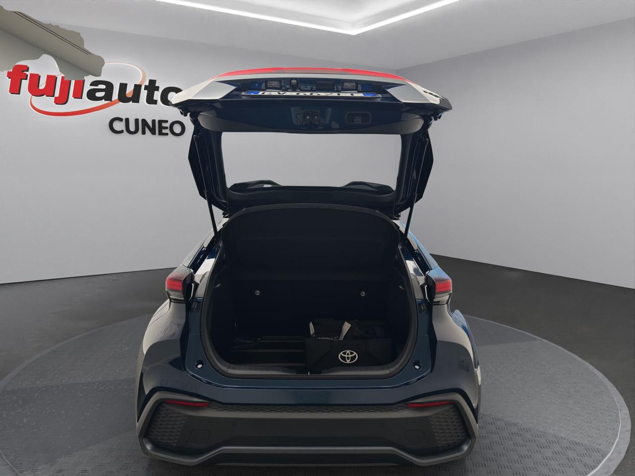 Toyota C-HR 2.0 hv Trend awd e-cvt