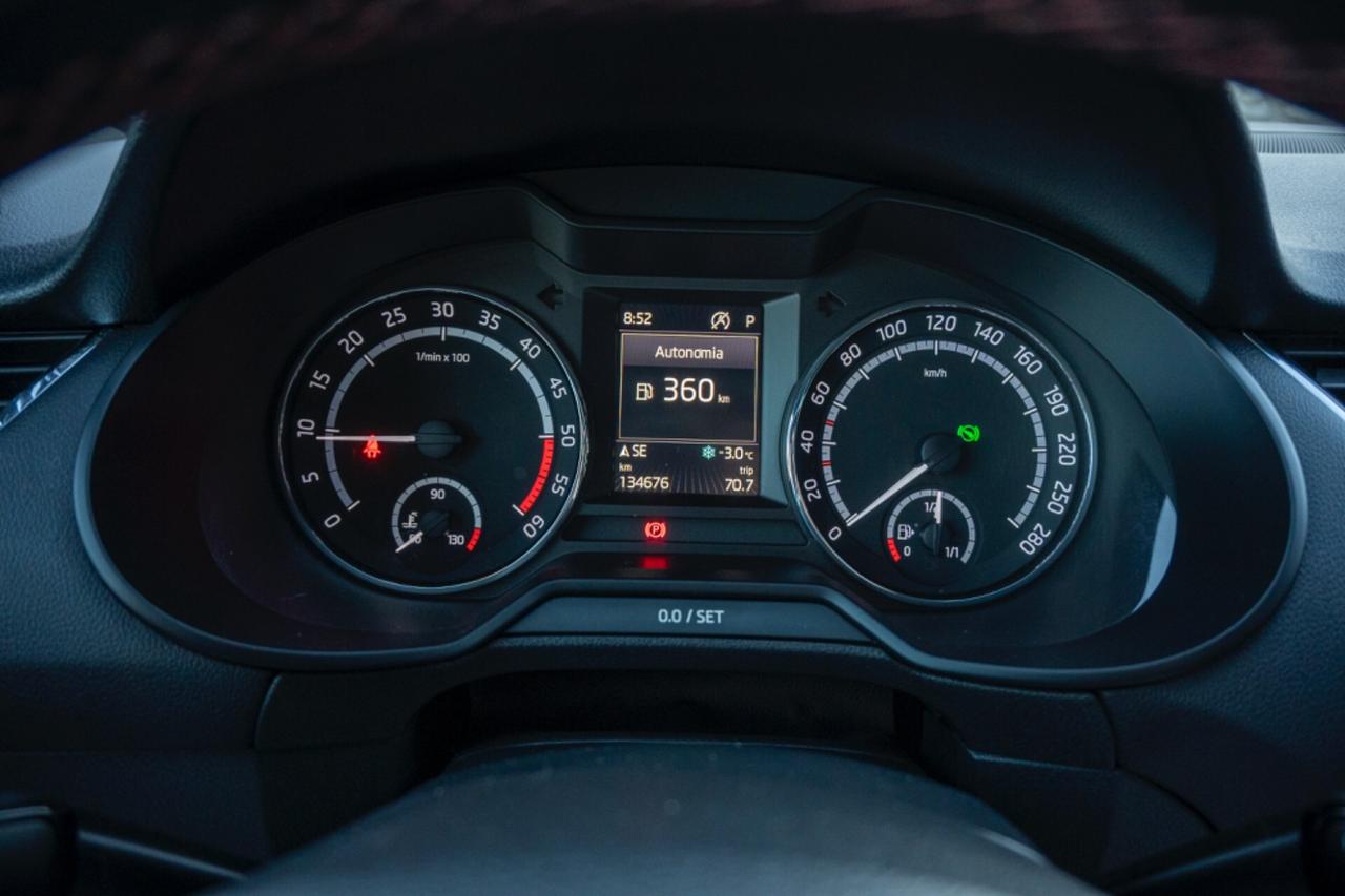 Skoda Octavia RS 2.0 TDI 4x4 DSG Wagon - CINGHIA OK