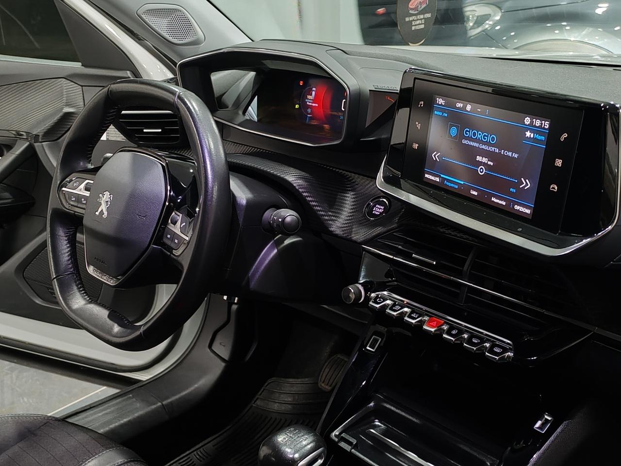 Peugeot 2008 PureTech 130 S&S Allure Pack 2022