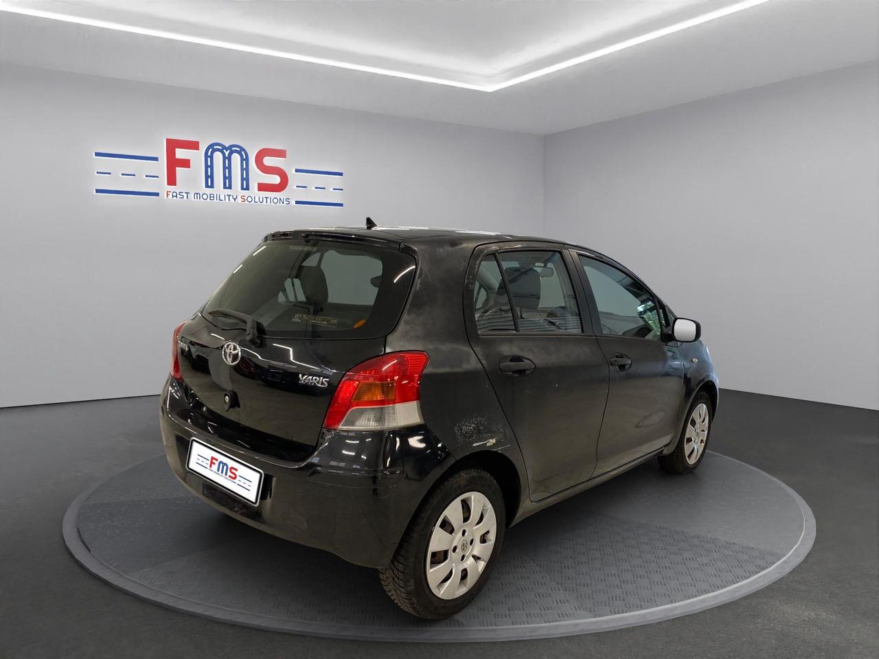 Toyota Yaris 5p 1.0 Now