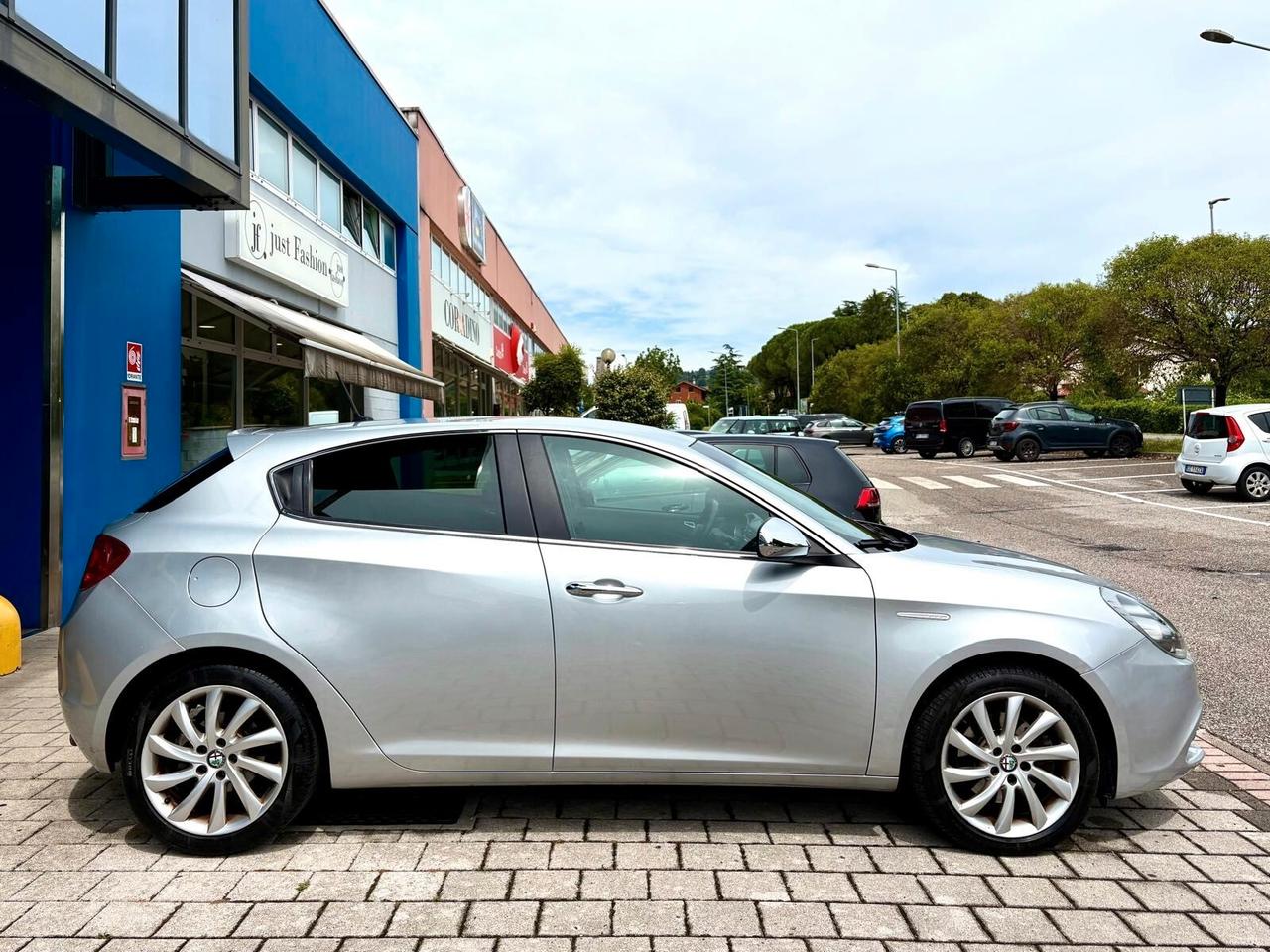 Alfa Romeo Giulietta 2.0 jtdm 175 cv automatica