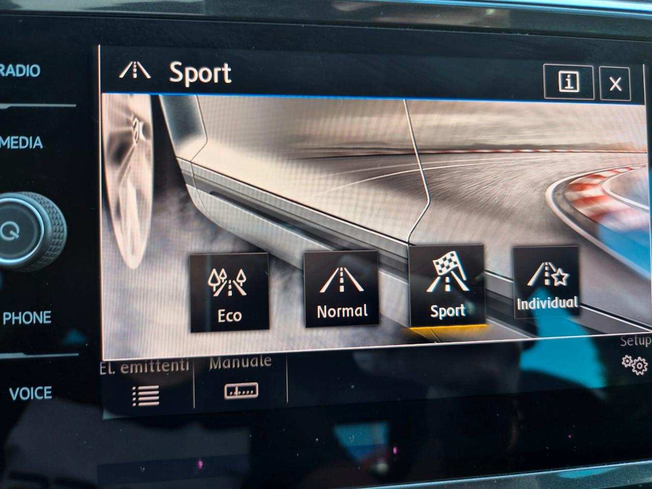 Volkswagen Tiguan 2.0 TDI SCR DSG 4MOTION Style BMT