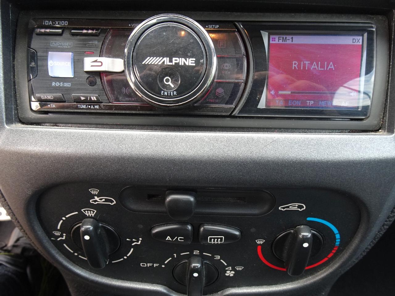 Peugeot 206 1.6 16V CC Enfant Terrible LEGGERE ANNUNCIO