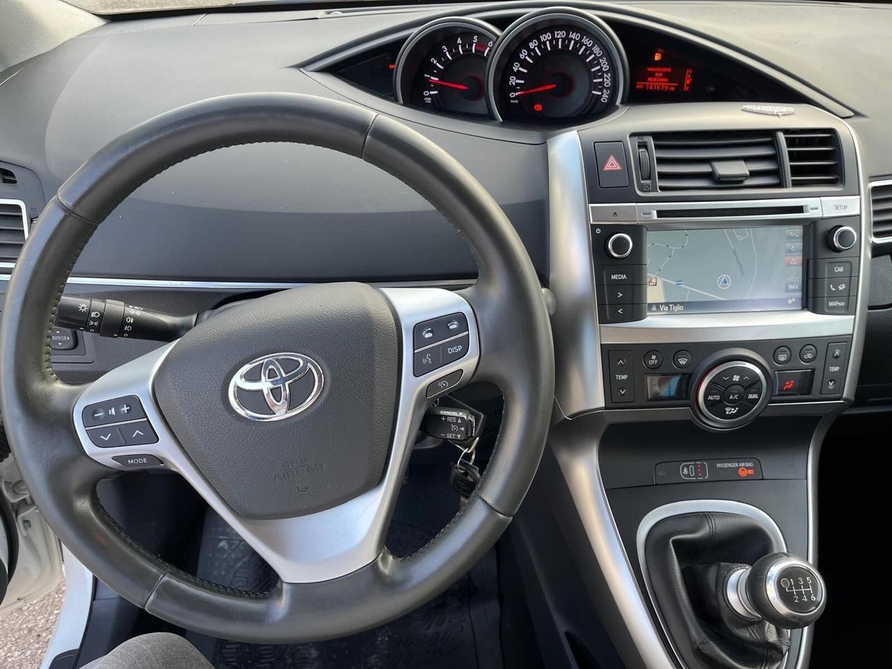 Toyota verso 1.6 D-4D- km 140000-12/2015
