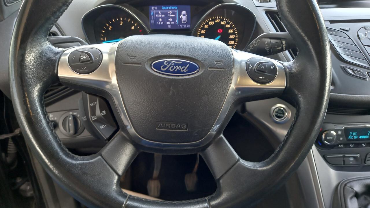 Ford Kuga 2.0 TDCI 140 CV 4WD Titanium
