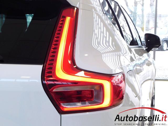 VOLVO XC40 2.0T4 190CV GEARTRONIC MOMENTUM AUTOMATICA