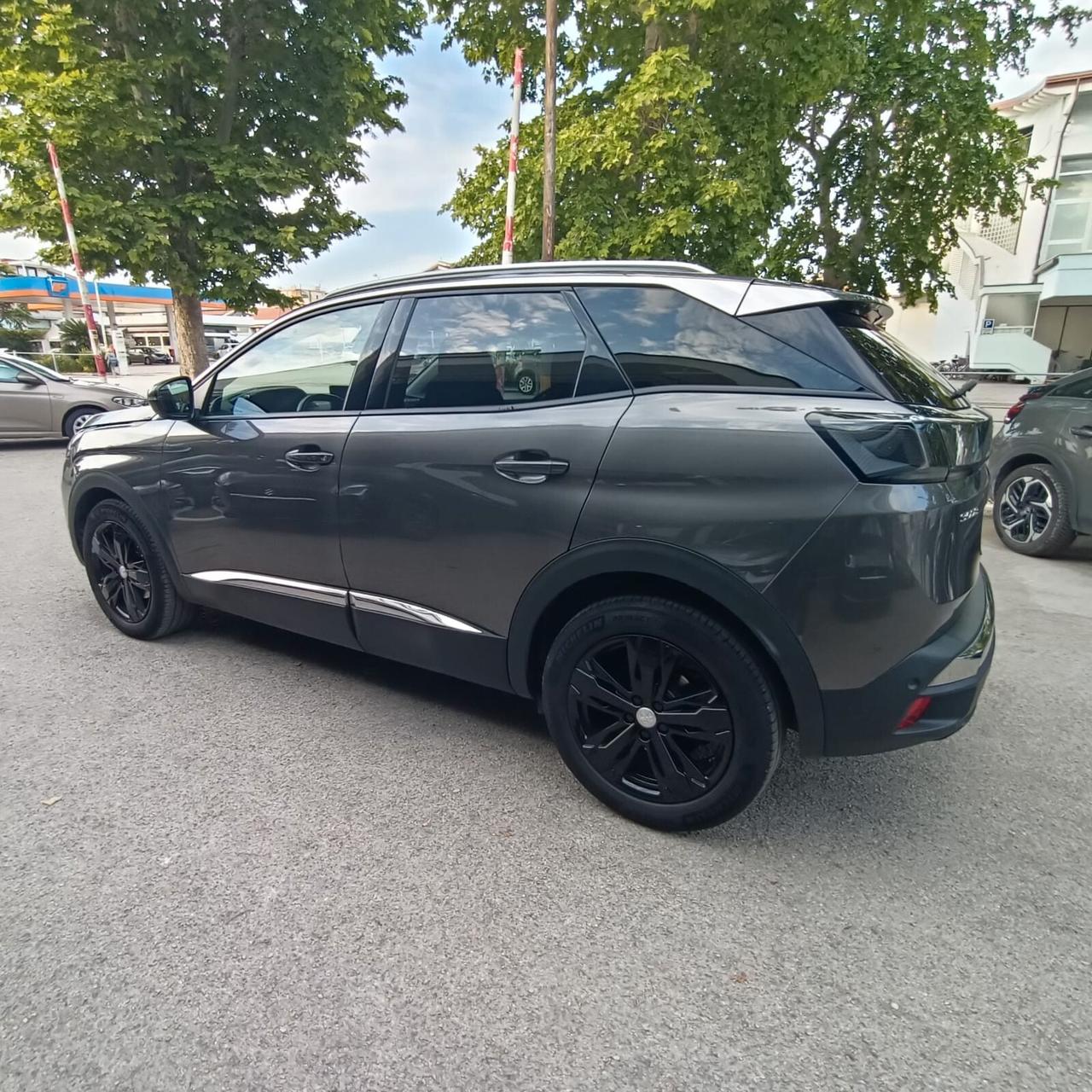 Peugeot 3008 BlueHDi 130 S&S EAT8 Allure automatica