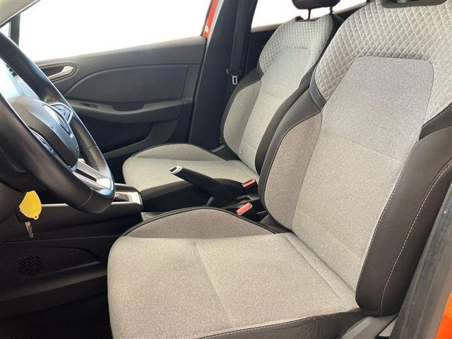 RENAULT Clio 1.6 E-Tech full hybrid Evolution 145cv