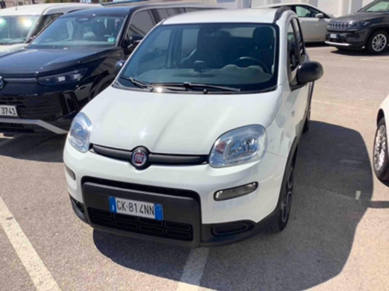 AUTO IN ARRIVO Fiat Panda 1.0 FireFly S&S Hybrid City Life