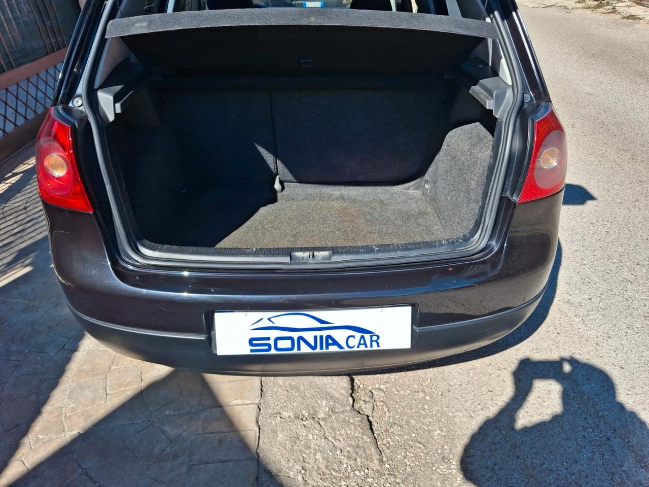 Volkswagen Golf 1.9 TDI DPF 5p. United