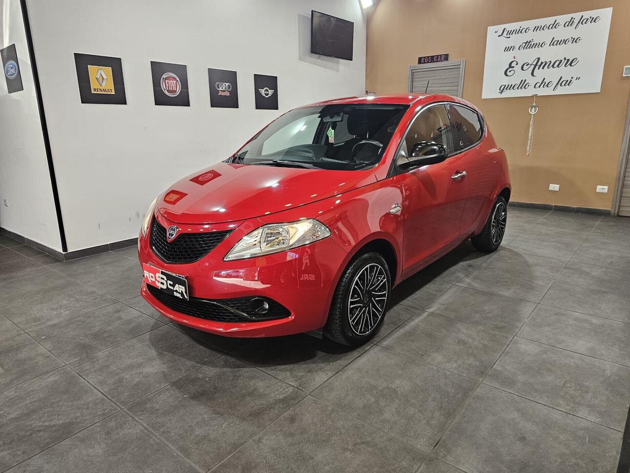 Lancia Ypsilon 1.2 69cv Ecochic GPL Gold