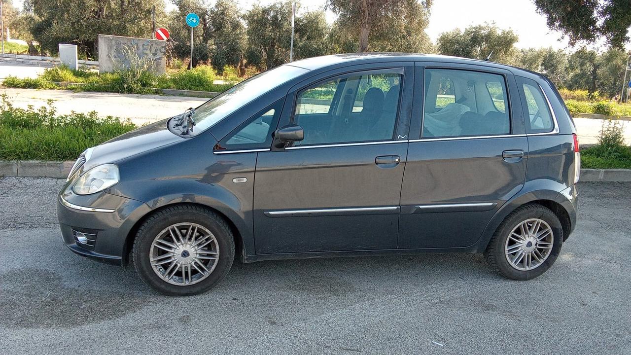 Lancia MUSA 1.3 Mjt 95 CV Gold