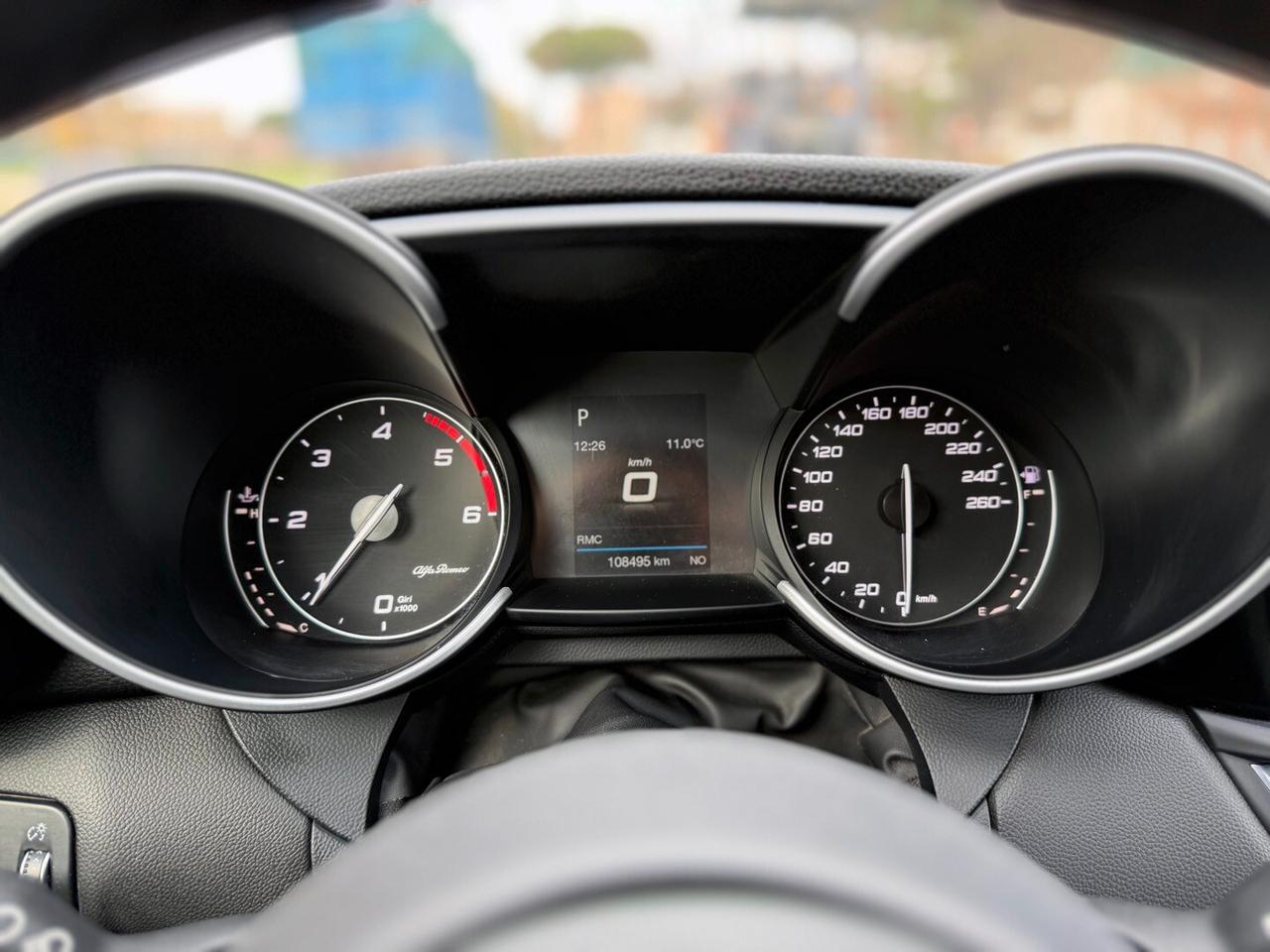 Alfa Romeo Giulia 2.2 Turbodiesel 160cv AT8 Super - 2020 - garanzia rate permute