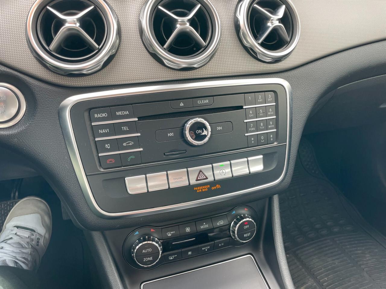Mercedes-benz GLA 200 d Automatic Premium