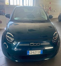 Fiat 500 500e Berlina 42 kWh La Prima