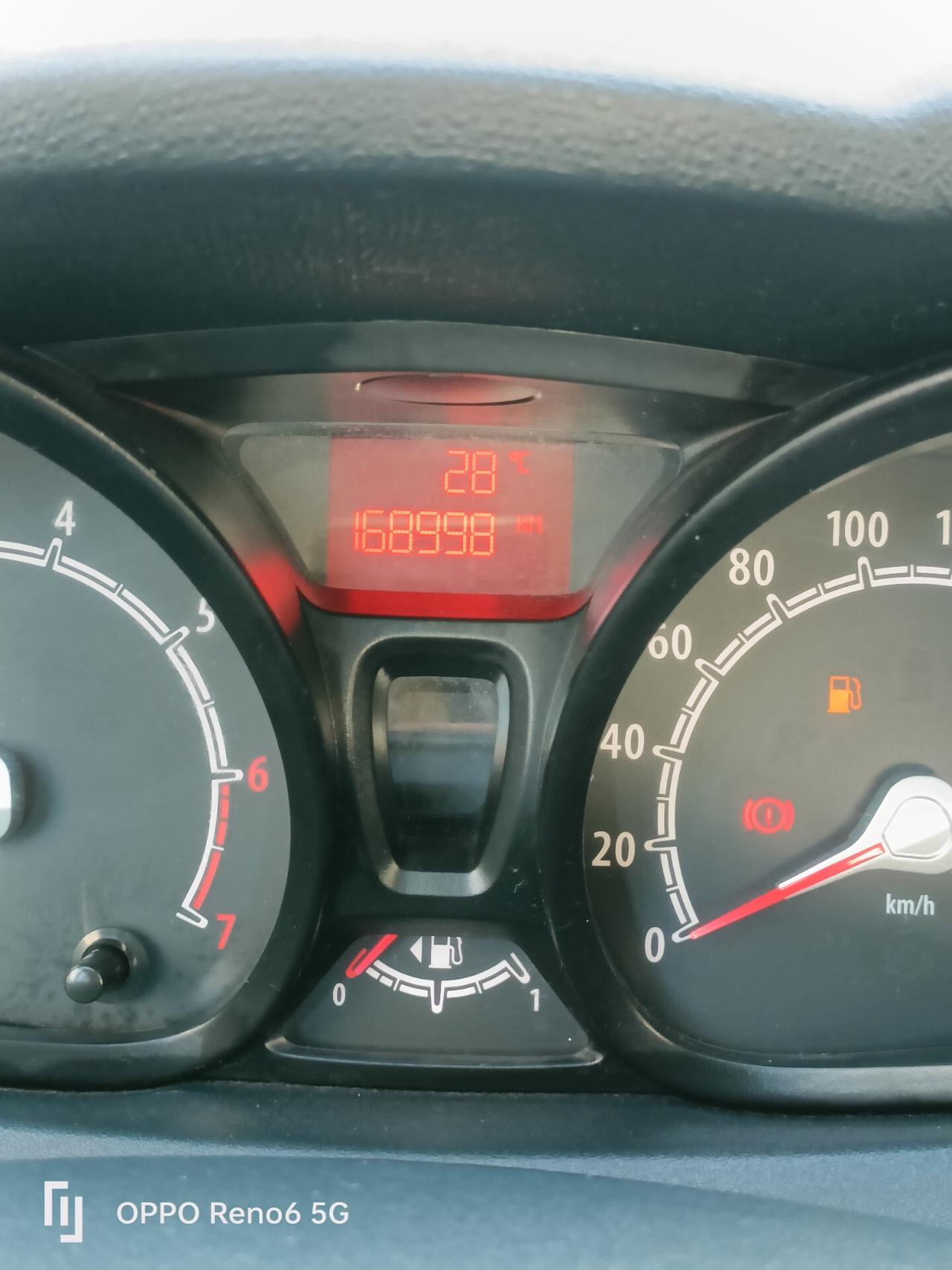 Ford Fiesta Ikon 1.2 8 CV 5 porte