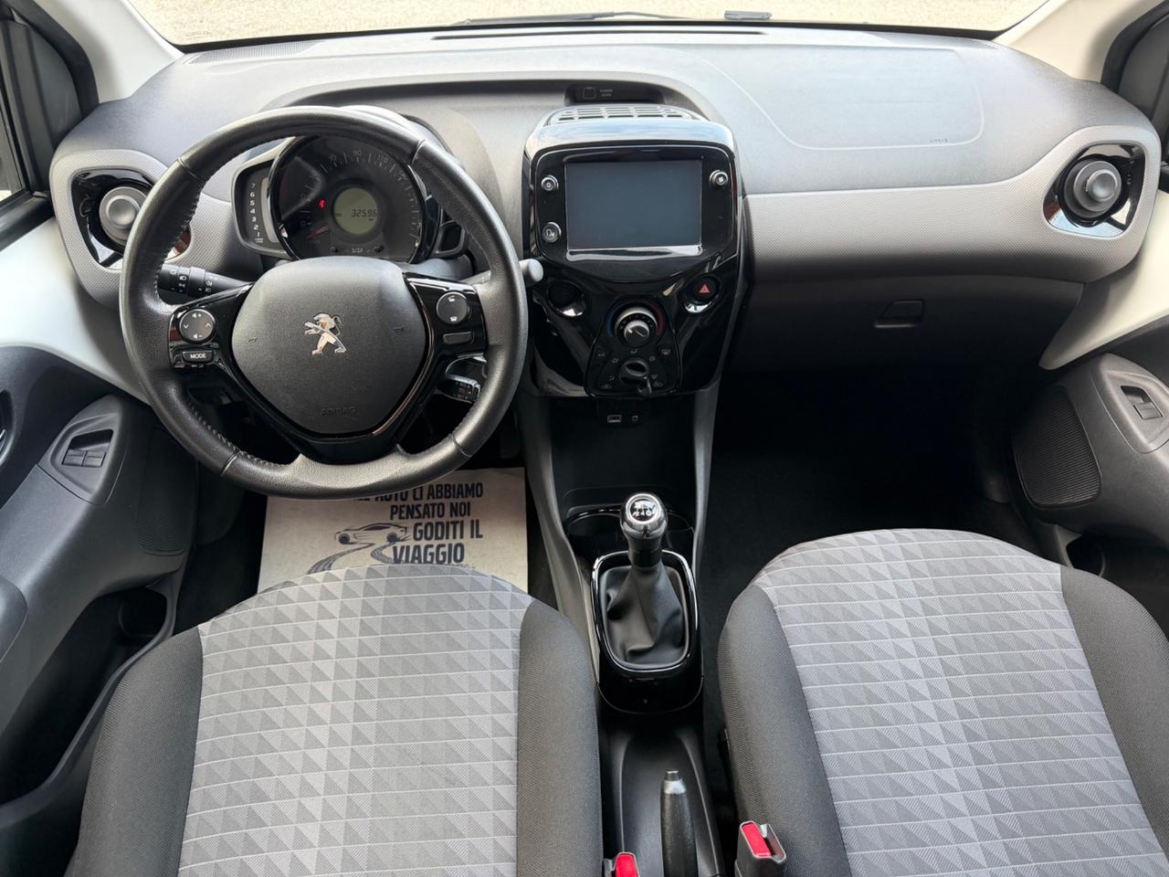 Peugeot 108 72cv 5 porte Allure
