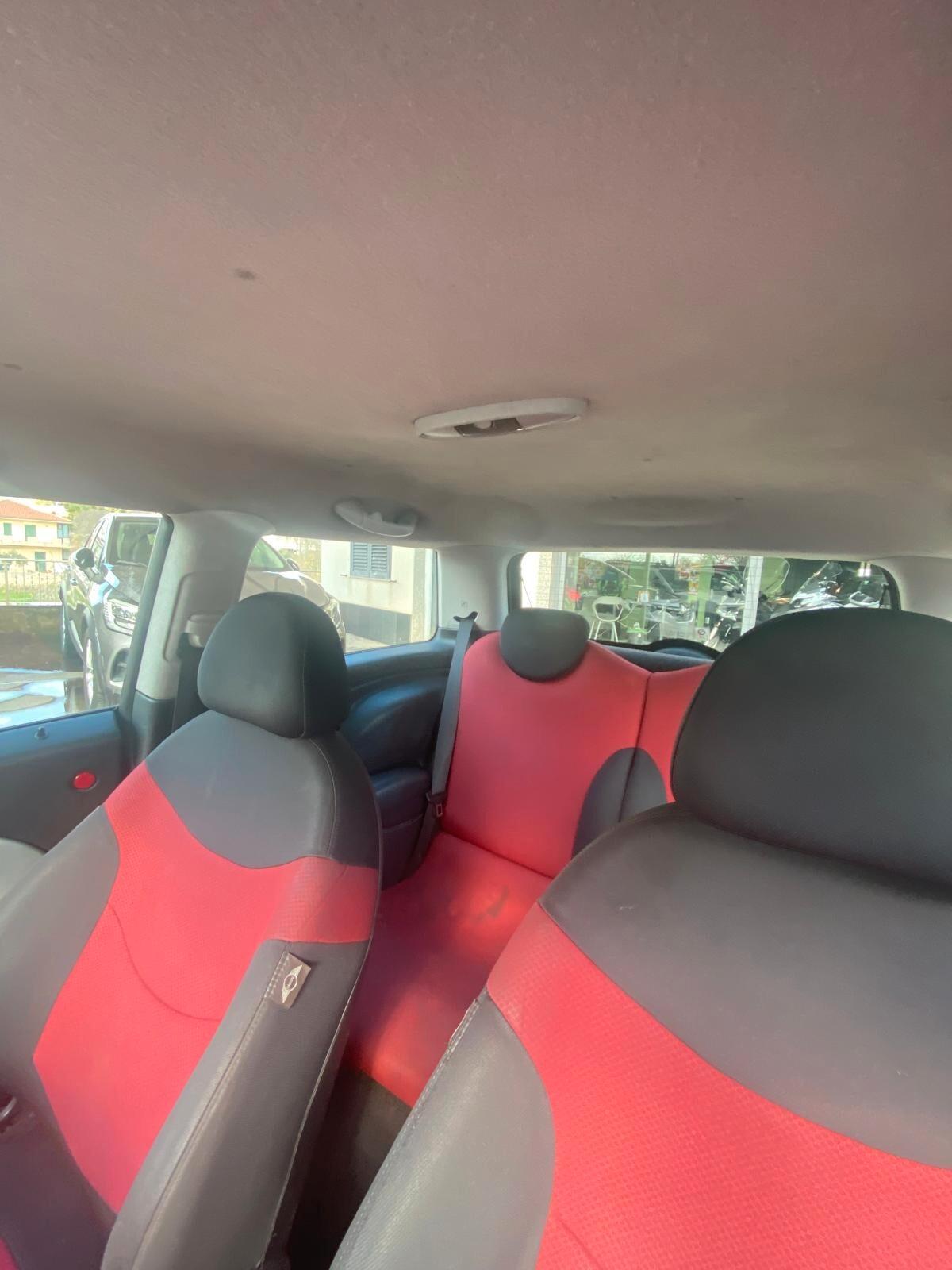 Mini 1.4 tdi One D de luxe