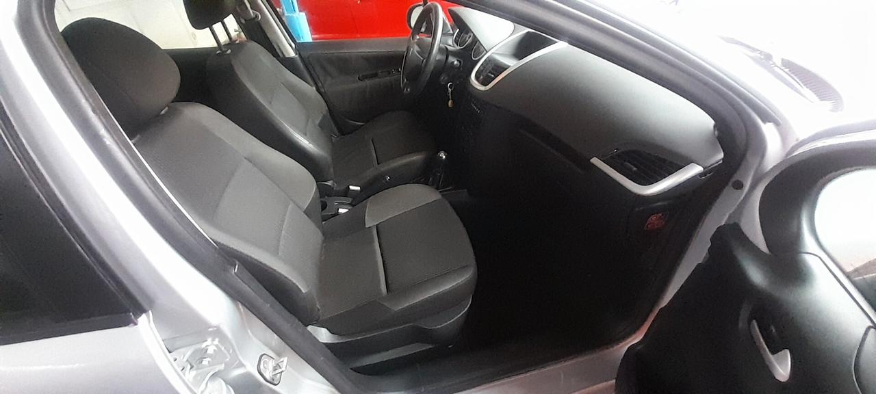 Peugeot 207 1.4 8V 75CV SW X Line ECO GPL