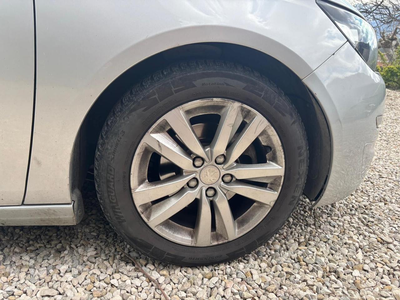 Peugeot 308 1.6 e-HDi 115 CV Stop&Start Business 2015..