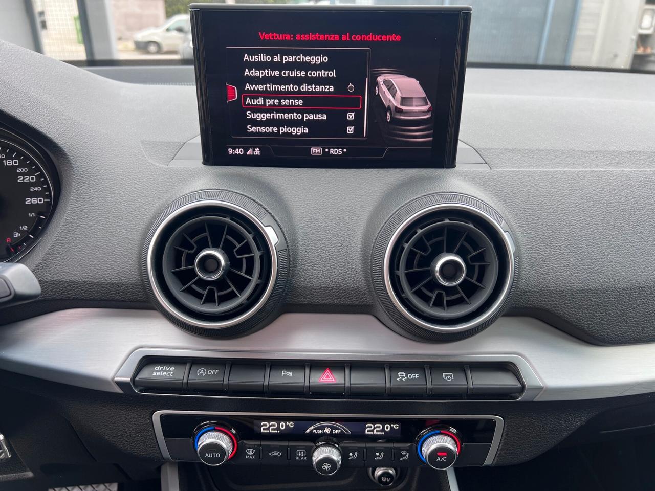 Audi Q2 30 1.6 tdi Business Design s-tronic LED/NAVI PERF.