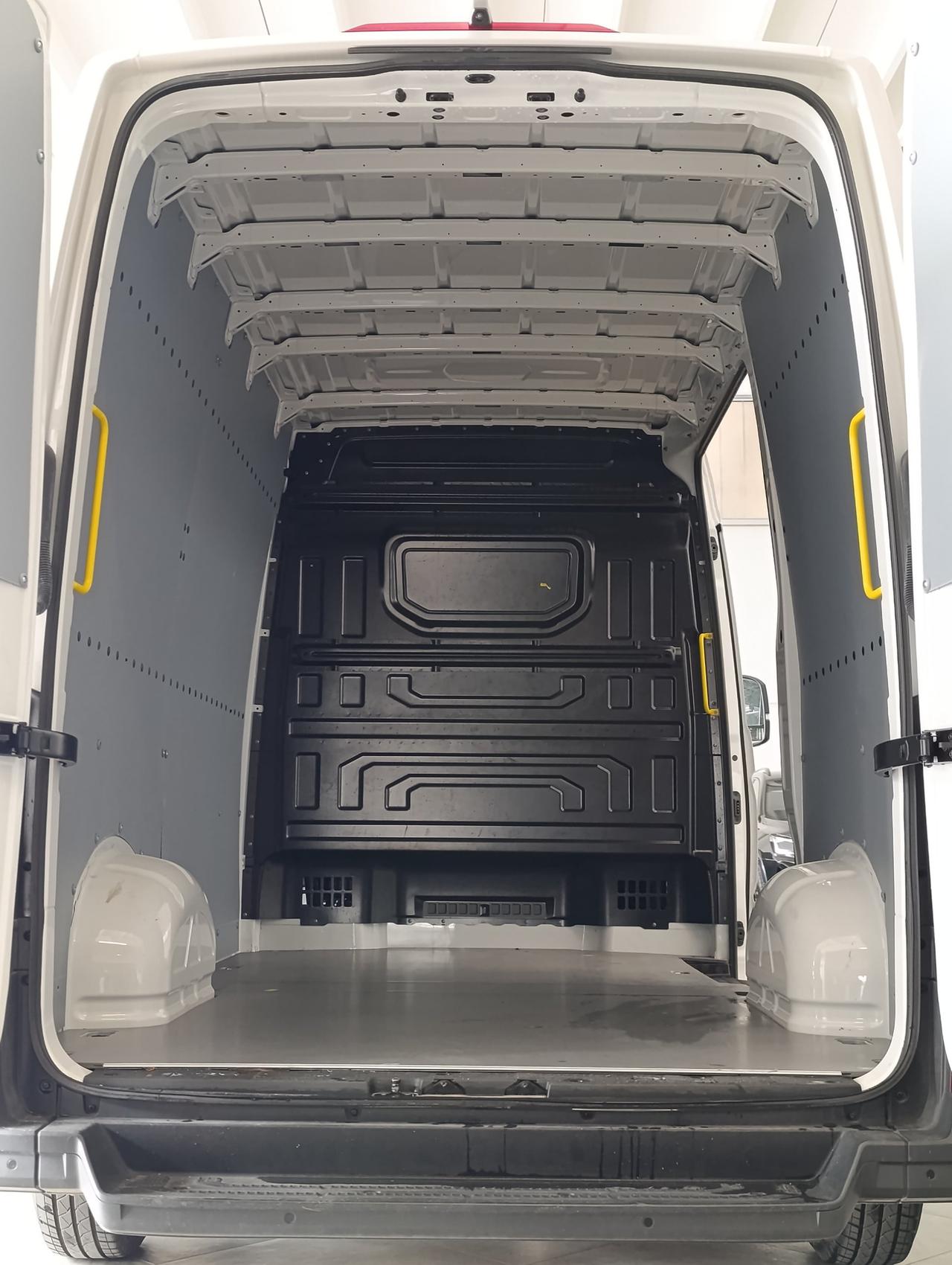 VOLKSWAGEN Crafter 30 2.0 tdi 140cv L3H3 Logistic