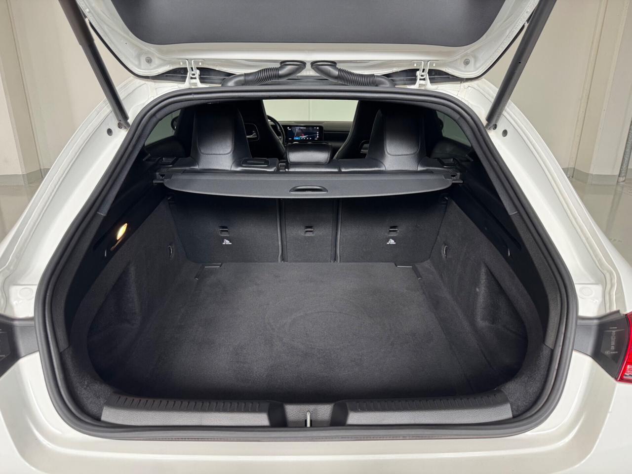 Mercedes-benz CLA 200 d Automatic Shooting Brake Sport