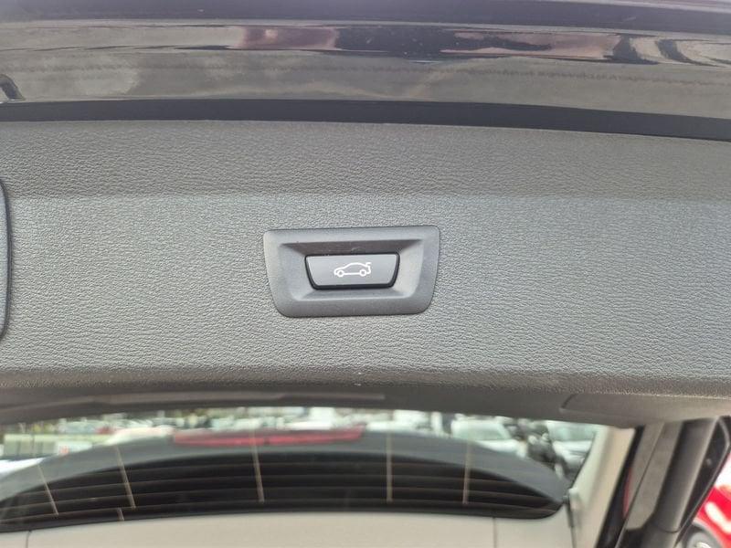 BMW X1 sdrive18i Advantage 136cv