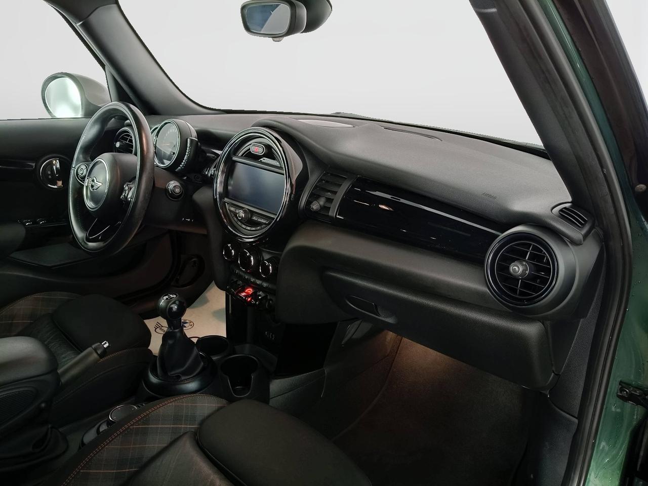 MINI Mini IV F55-F56 2014 - Mini 1.5 Cooper D Hype Seven 5p
