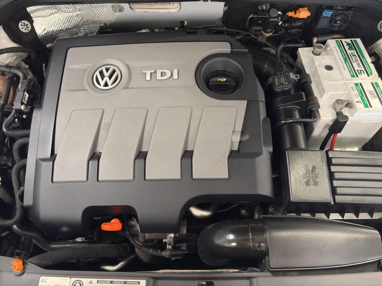 Volkswagen Maggiolino 1.6 tdi Design 105cv