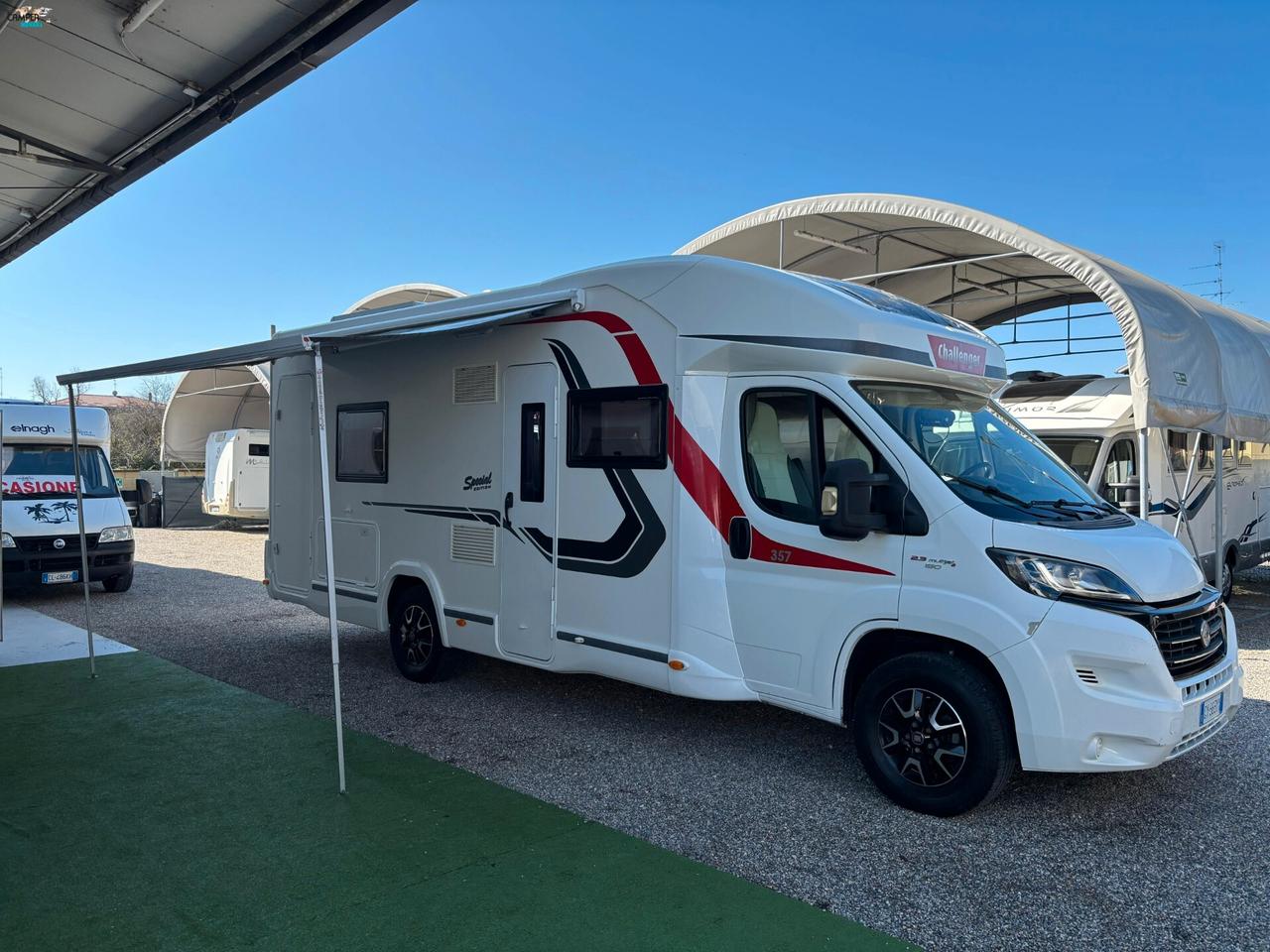 Challenger GENESIS 357 SPECIAL EDITION - LETTI GEMELLI IN CODA