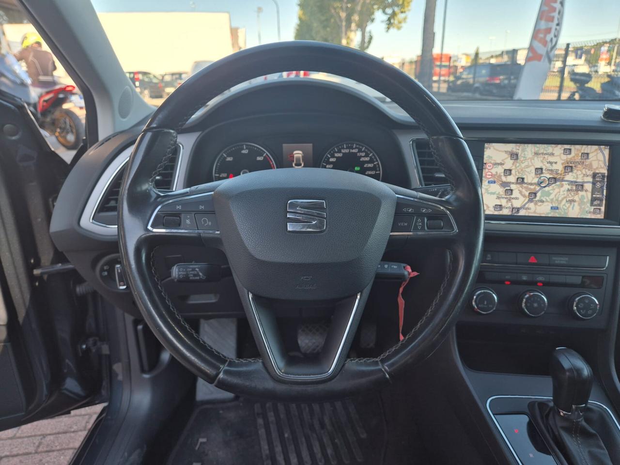 Seat Leon 1.6 TDI DSG ST Business E6D -- OK Neopat.!!