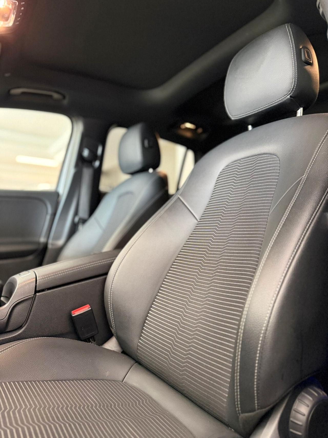 Mercedes-benz GLA 200 d Automatic Sport Plus