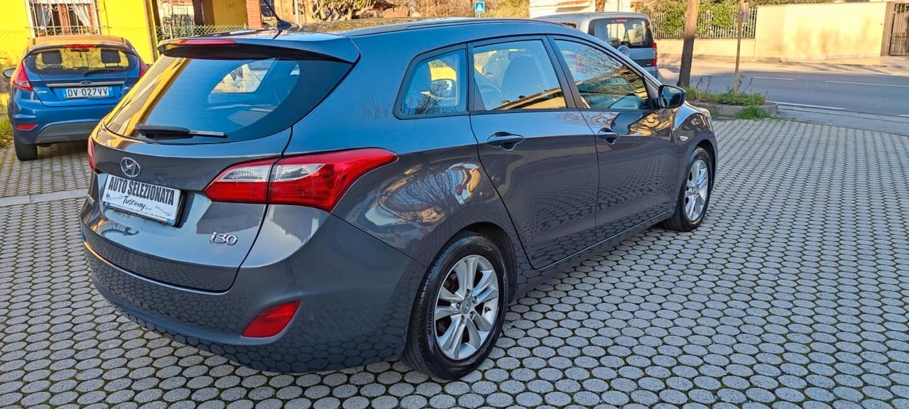 Hyundai i30 Wagon 1.6 CRDi Go!