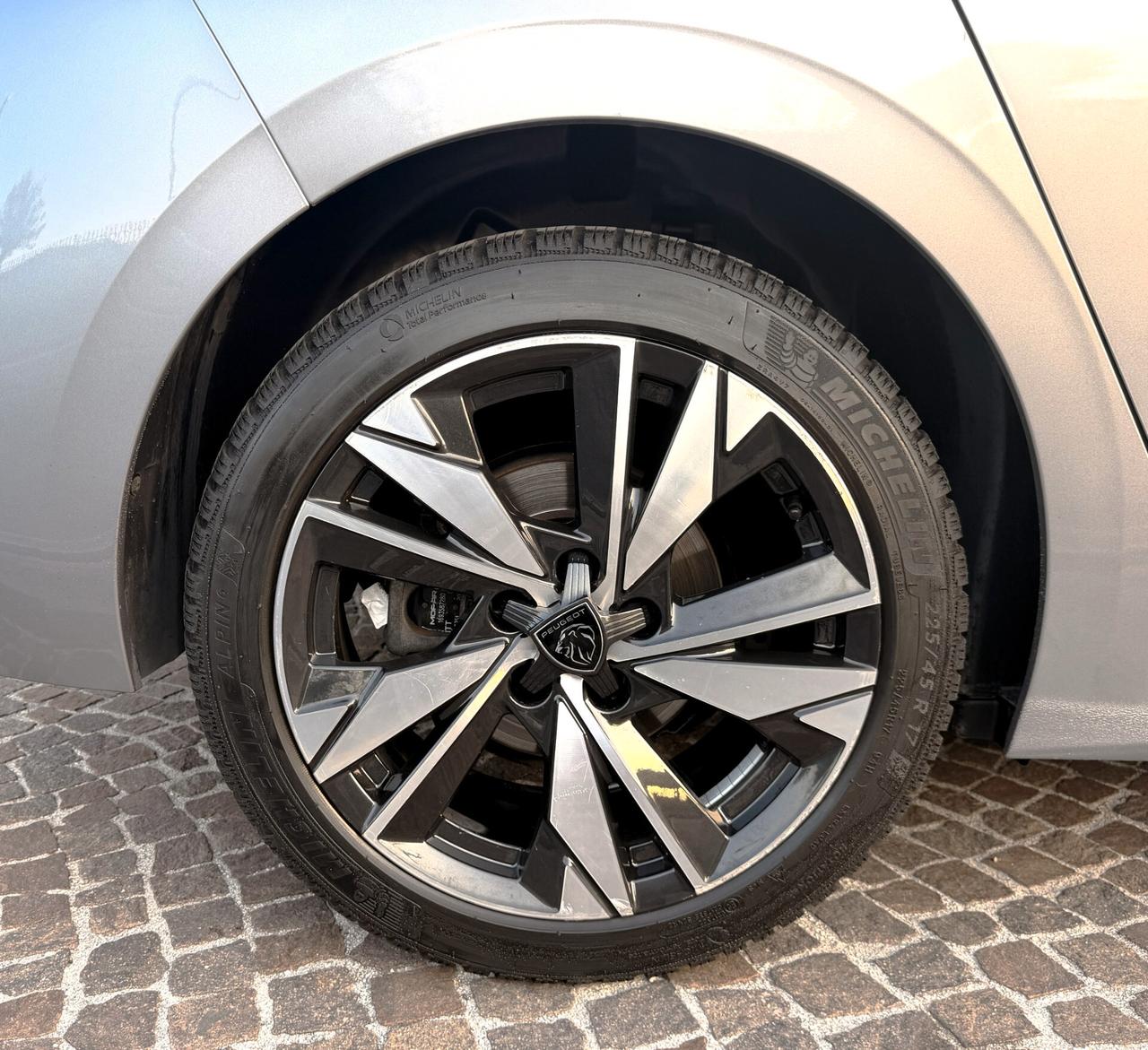 Peugeot 308 BlueHDi 130 S&S EAT8 Allure Pack
