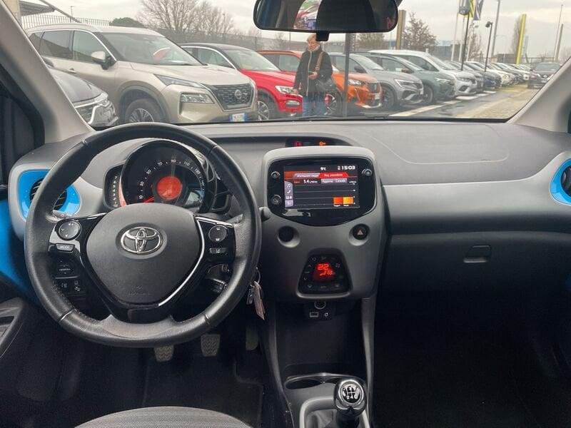 Toyota Aygo Aygo 5p 1.0 x-play 72cv